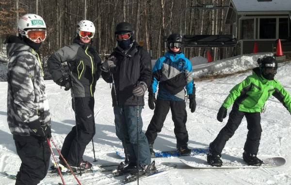 5-boys-skiing